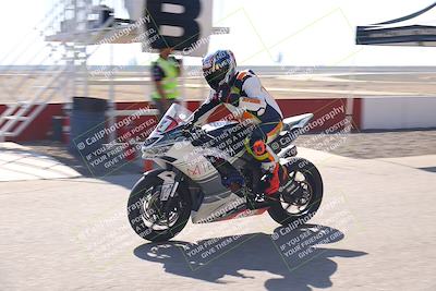 media/Nov-03-2025-Lets Ride (Mon) [[4d74c1c4d3]]/B Group/Grid/